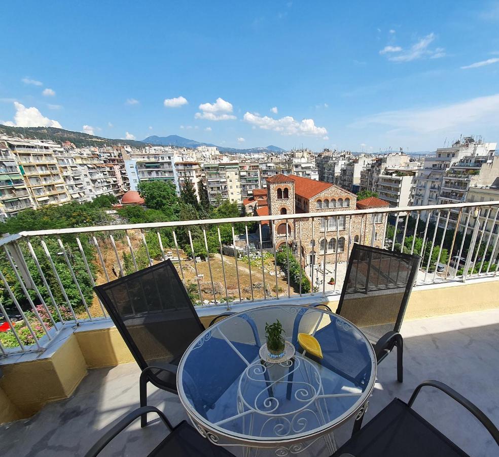 Apartament Nona's *